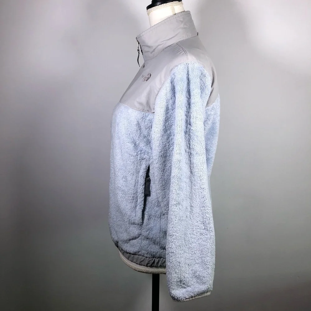 THE North Face Sky Blue Jacket - Picture 6 of 13